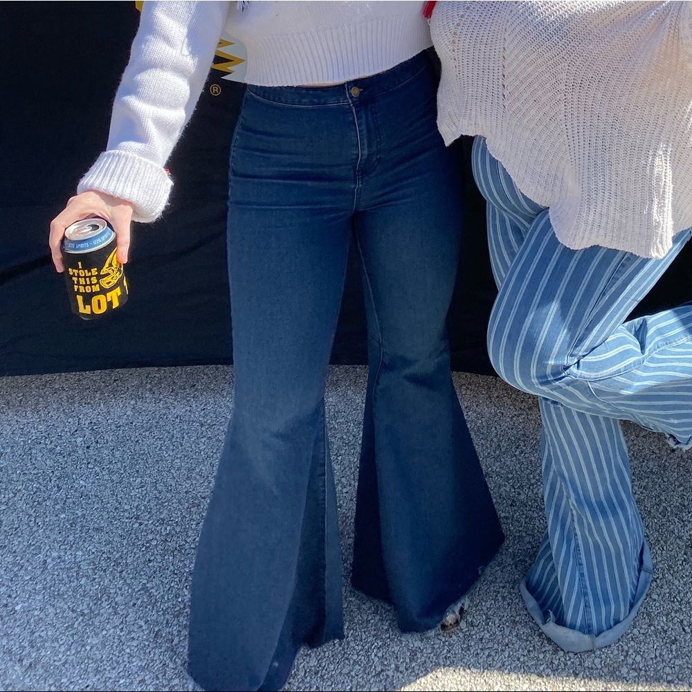 Free People just float on flares